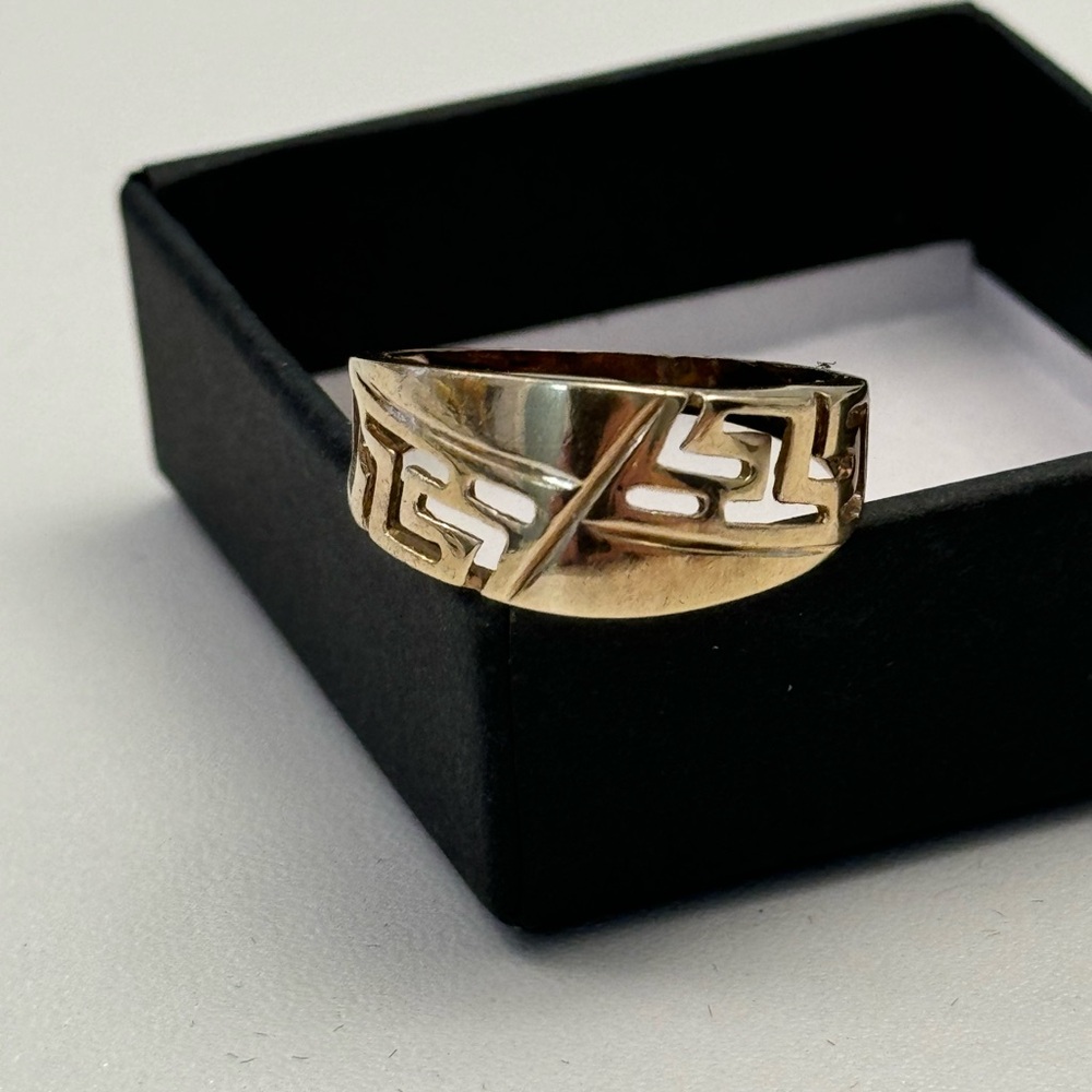 🌟2 X HP🌟Greek Key Pattern Ring 14 K Yellow Gold purchased in Greece 🇬🇷 for €325